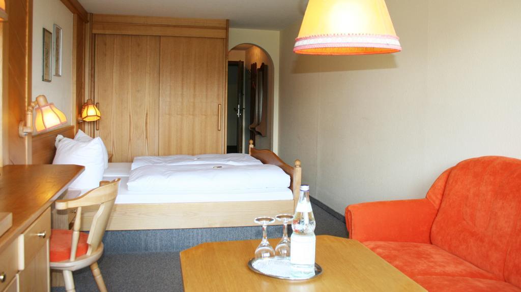 Berghotel Maderhalm Garni Oberstdorf Pokoj fotografie